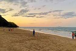 In the 60s, the Blacks Beach road down was preferr In the 60s, the Blacks Beach road down was preferred by the surfers, which was always under the protection of William Black. Apparently, he was known